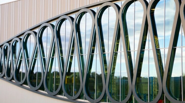 Usine biofib, gros plan sur la verrière