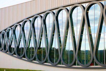 Usine biofib, gros plan sur la verrière